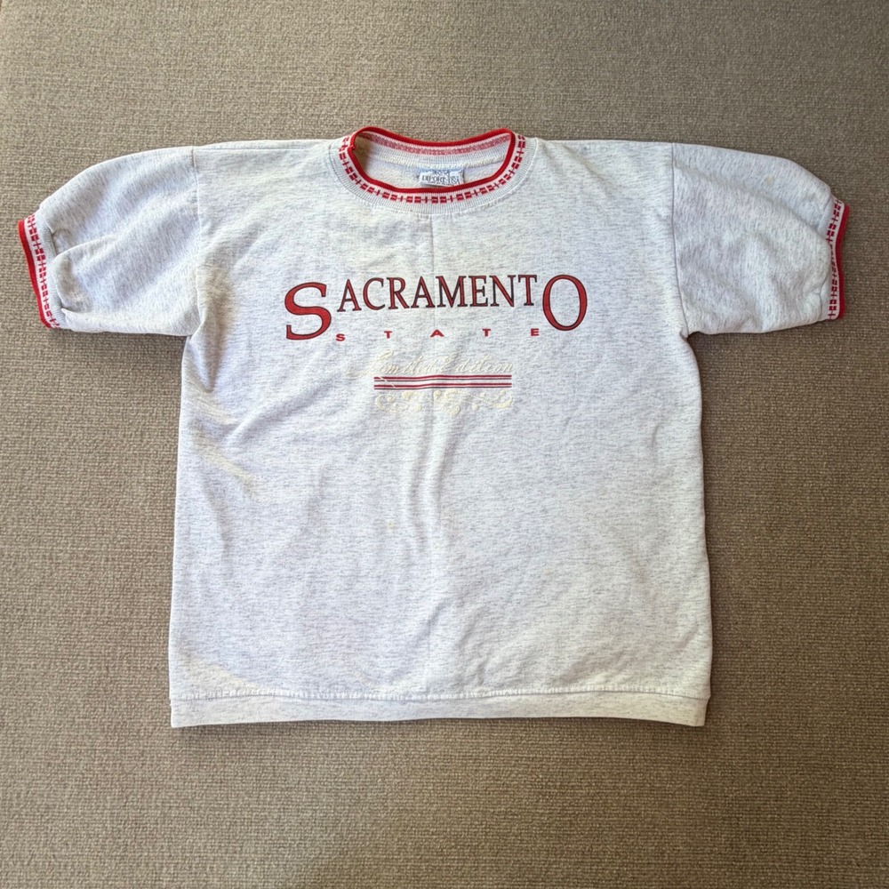 Vintage Diport USA Sacramento State Short Sleeve Sweatshirt Grey Red Large